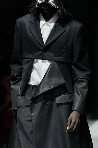 Look 95